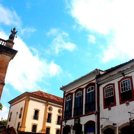 Barroco Hostel 欧鲁普雷图 外观 照片