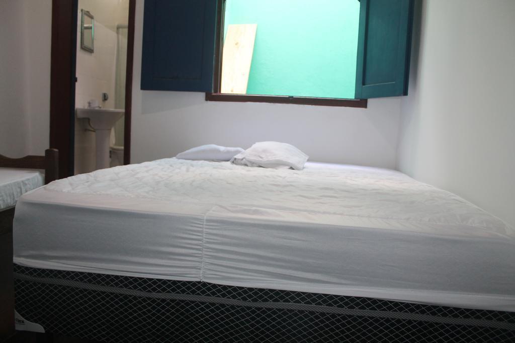 Barroco Hostel 欧鲁普雷图 外观 照片