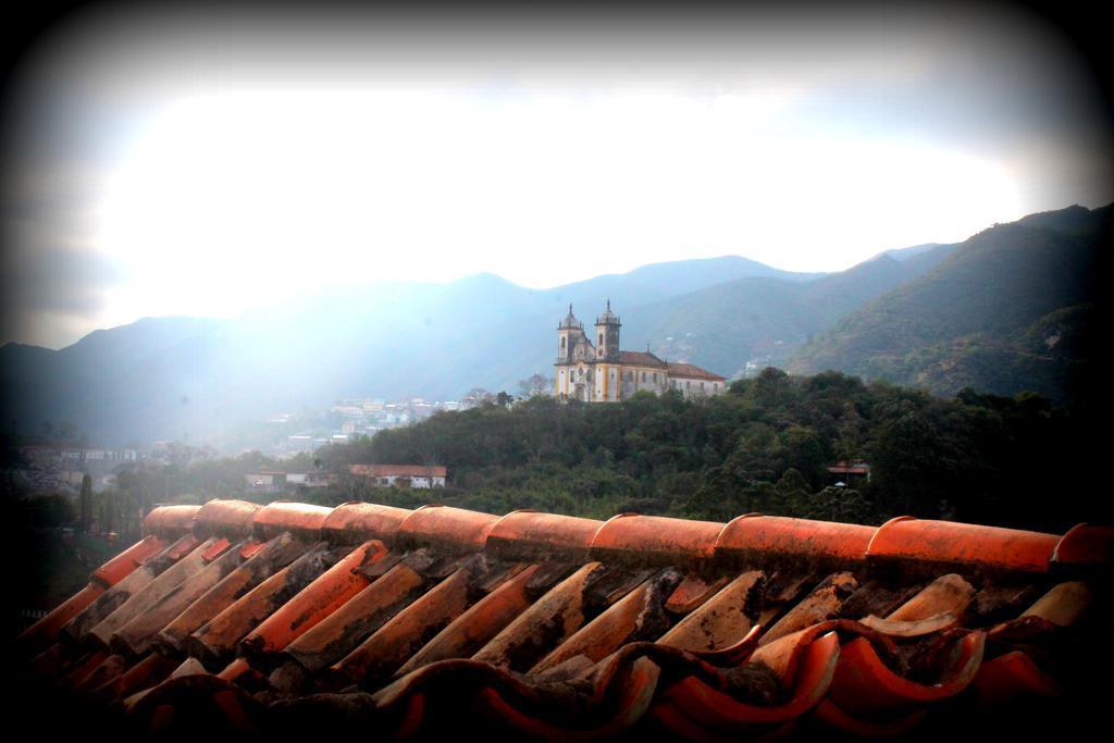 Barroco Hostel 欧鲁普雷图 外观 照片