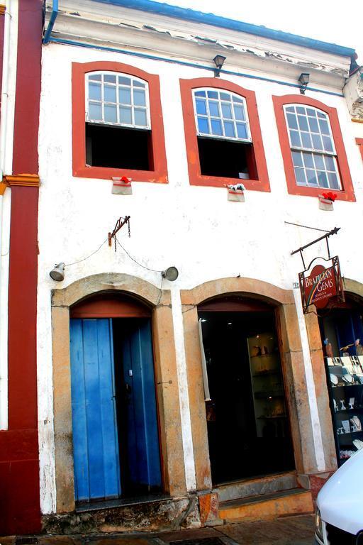 Barroco Hostel 欧鲁普雷图 外观 照片
