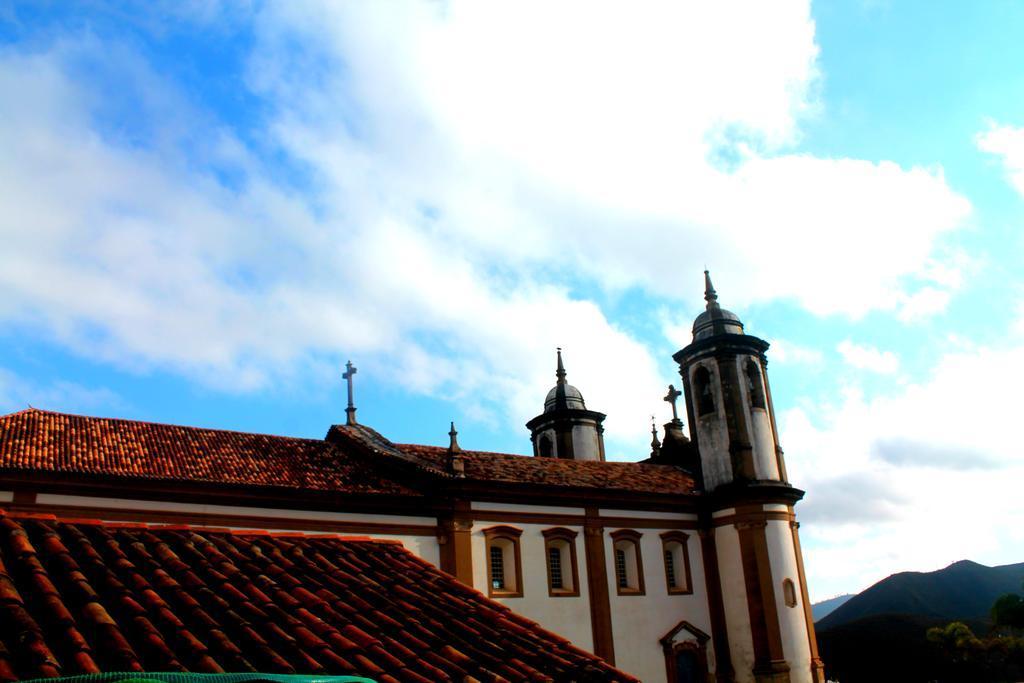 Barroco Hostel 欧鲁普雷图 外观 照片