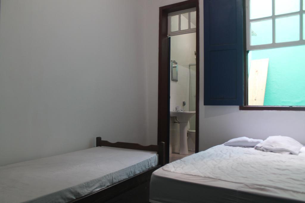 Barroco Hostel 欧鲁普雷图 外观 照片