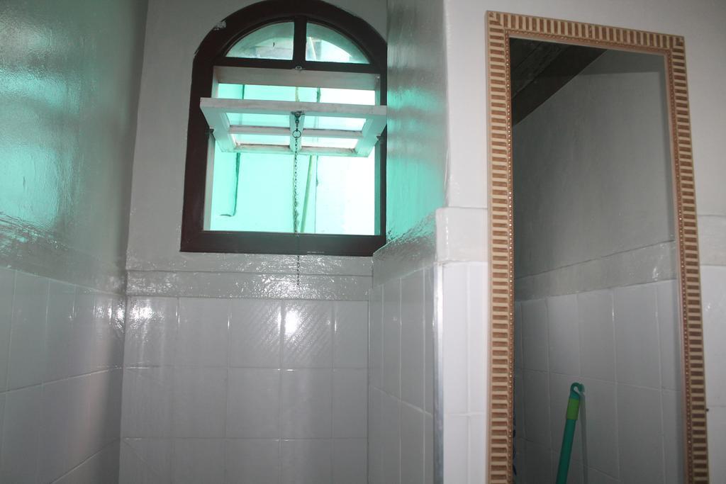 Barroco Hostel 欧鲁普雷图 外观 照片