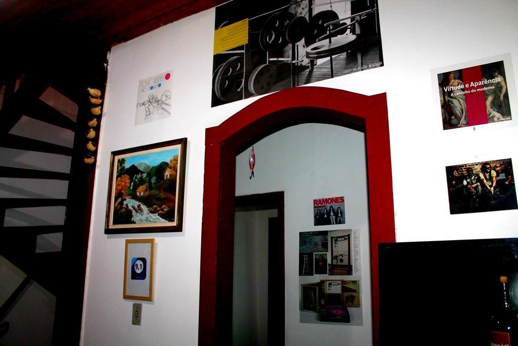 Barroco Hostel 欧鲁普雷图 外观 照片